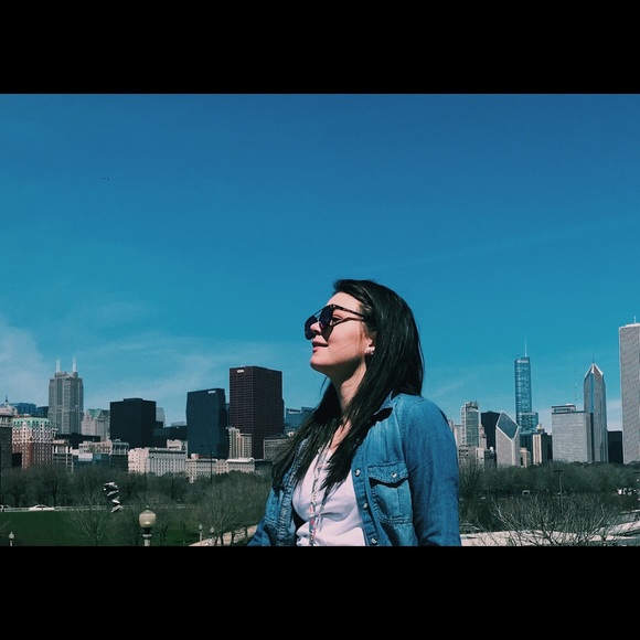 Meet your Posher, Elizabeth - Picture 4 of 5